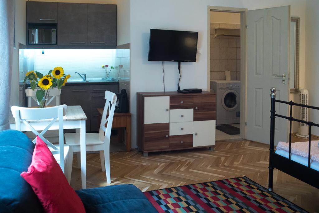 Friendly Home In The Center Budapest Exterior photo