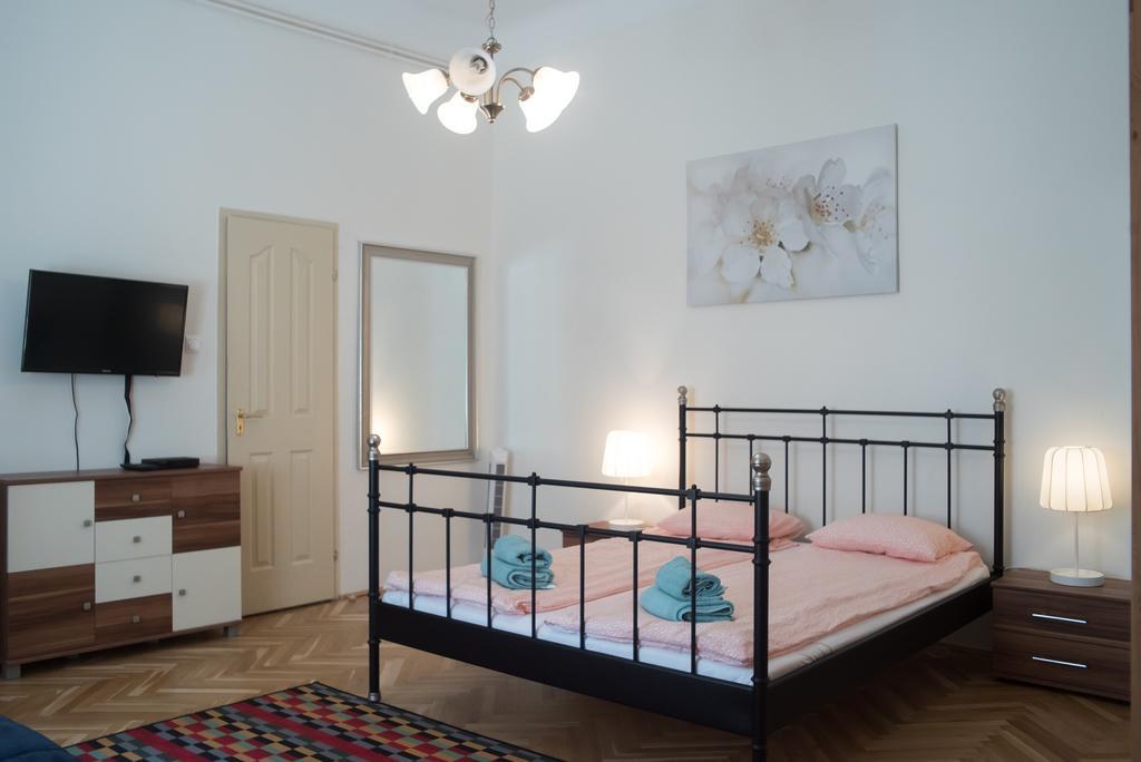 Friendly Home In The Center Budapest Exterior photo