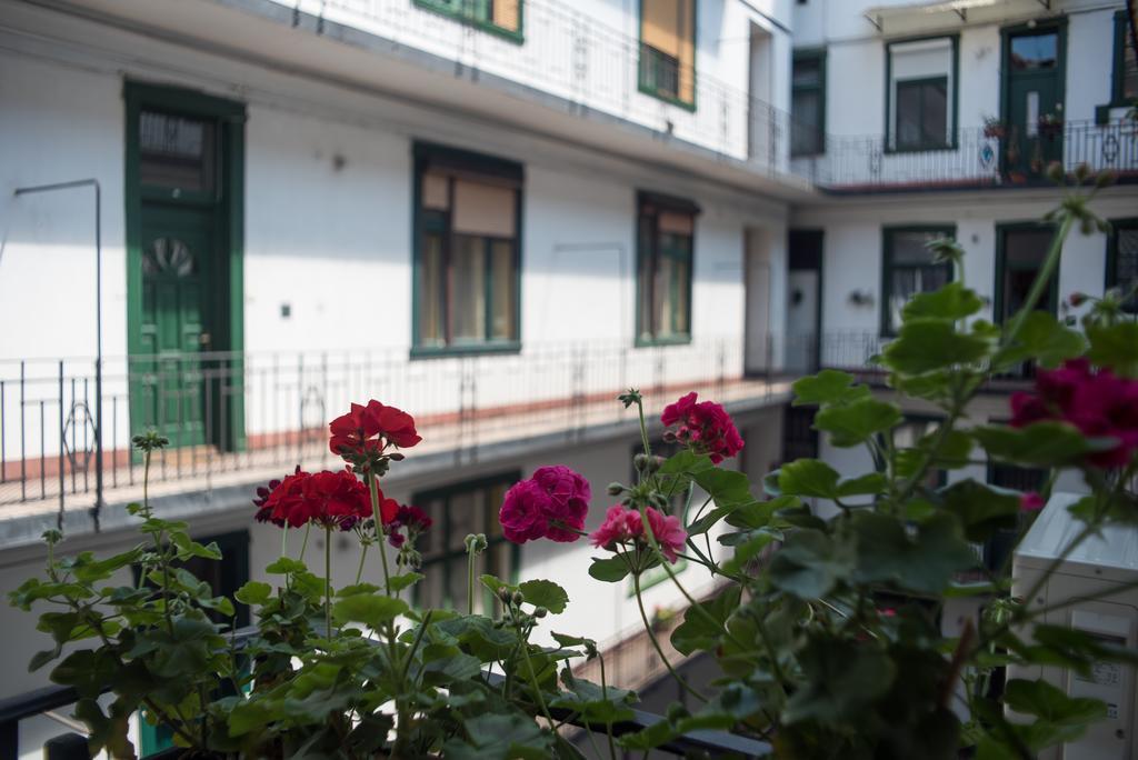 Friendly Home In The Center Budapest Exterior photo