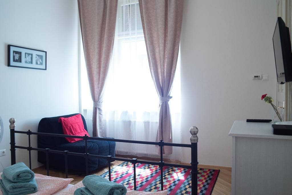 Friendly Home In The Center Budapest Exterior photo