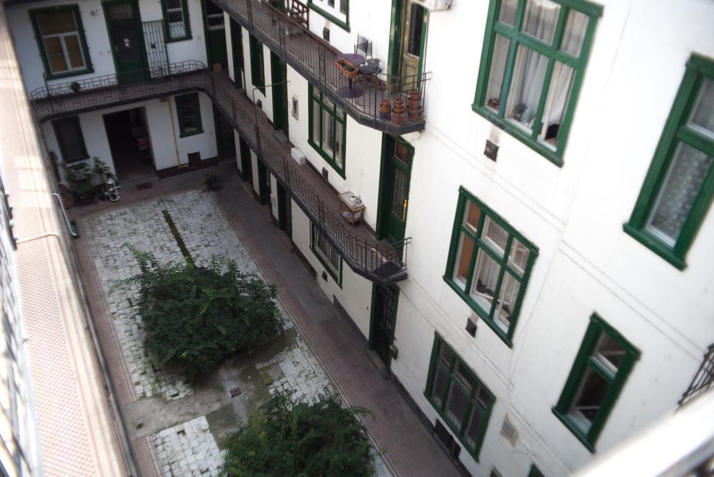 Friendly Home In The Center Budapest Exterior photo